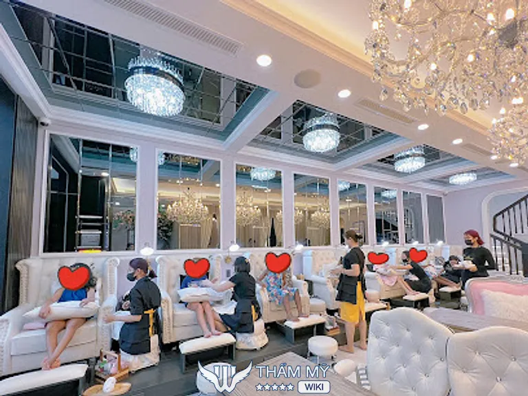 Phoenix Boutique Nails and Hair care