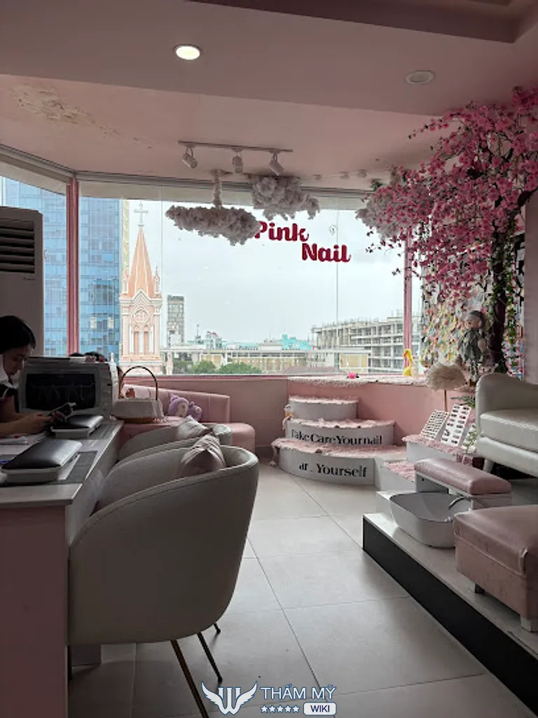 Pink Nail Studio